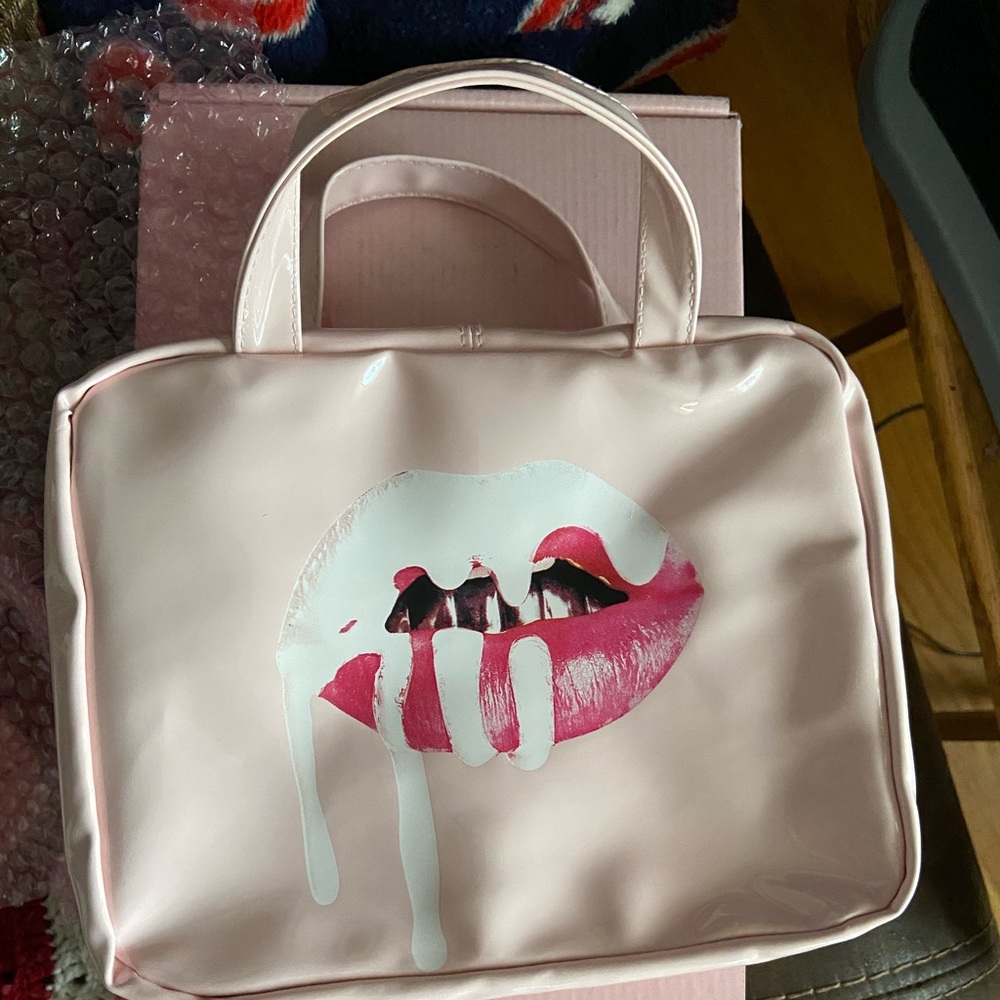 Kylie Skin Travel bag